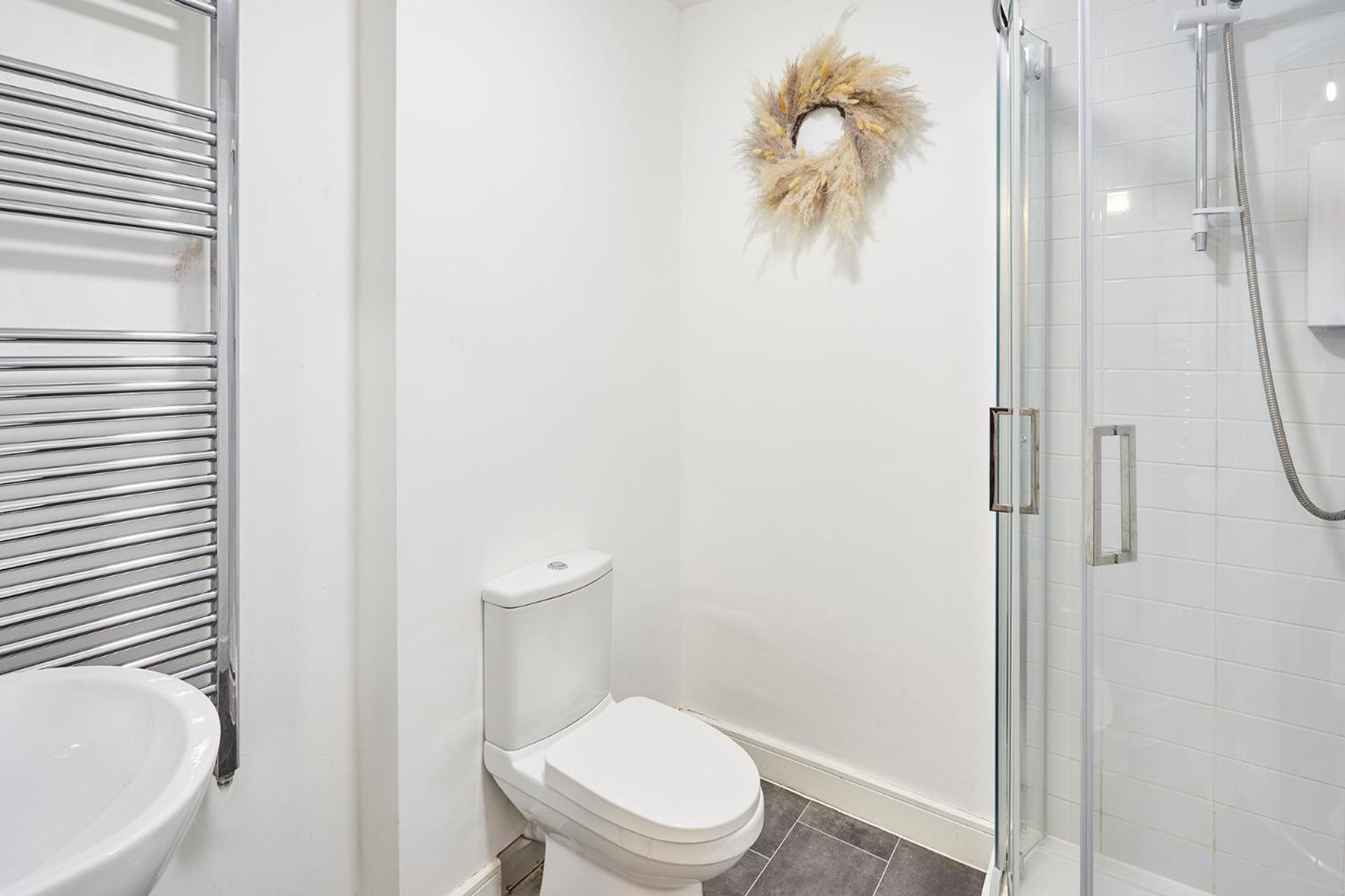 Brand New 1br W/ Full Kitchen Apartment
