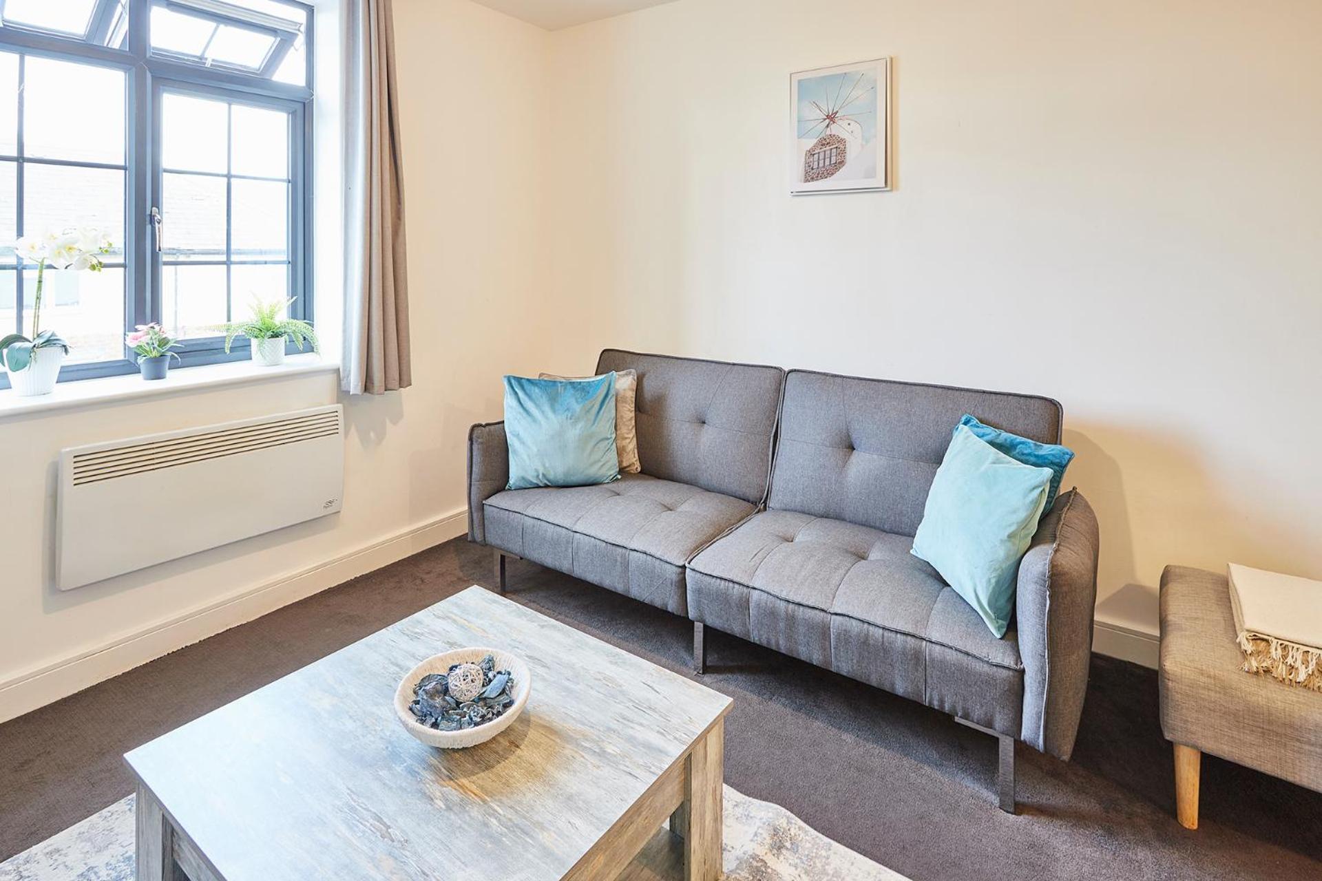 Brand New 1br W/ Full Kitchen Nottingham